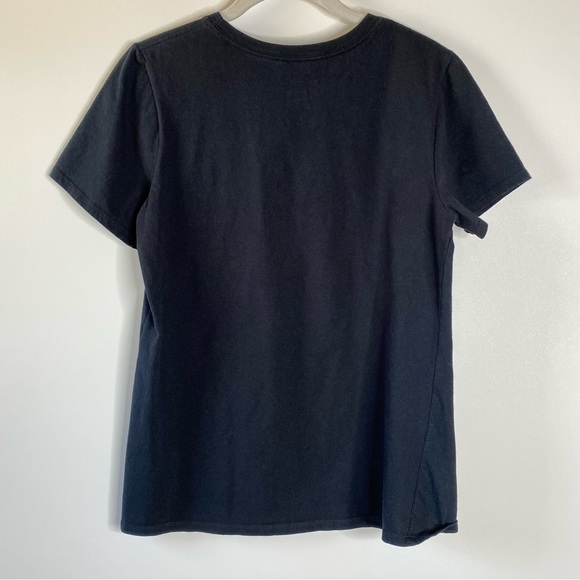 Nike Womens The Nike Tee Sz M Black Graphic T-Shirt Crew Neck HILL SEEKER - Picture 3 of 8